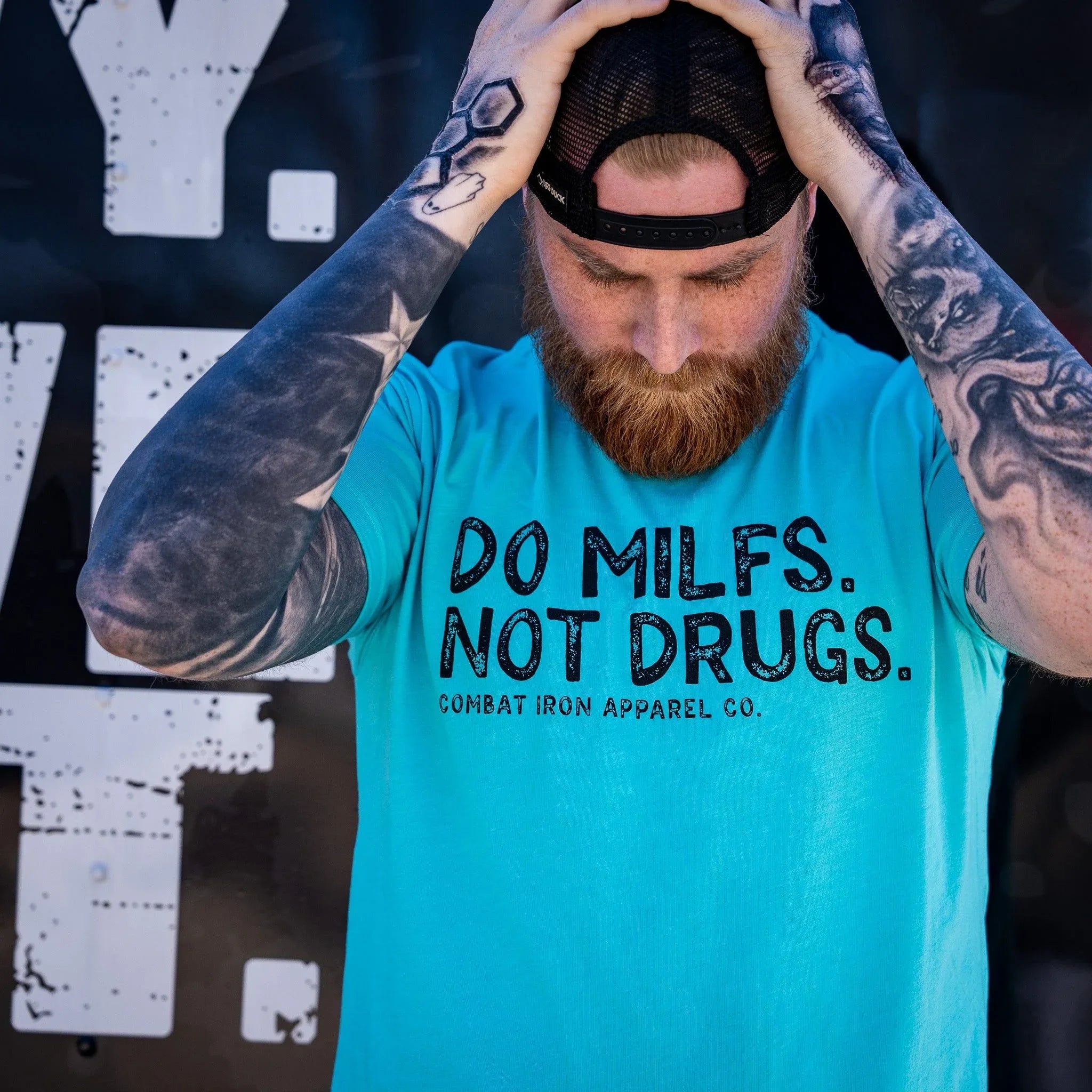 Do Milfs. Not Drugs. Men's T-Shirt - Combat Iron Apparel Co.