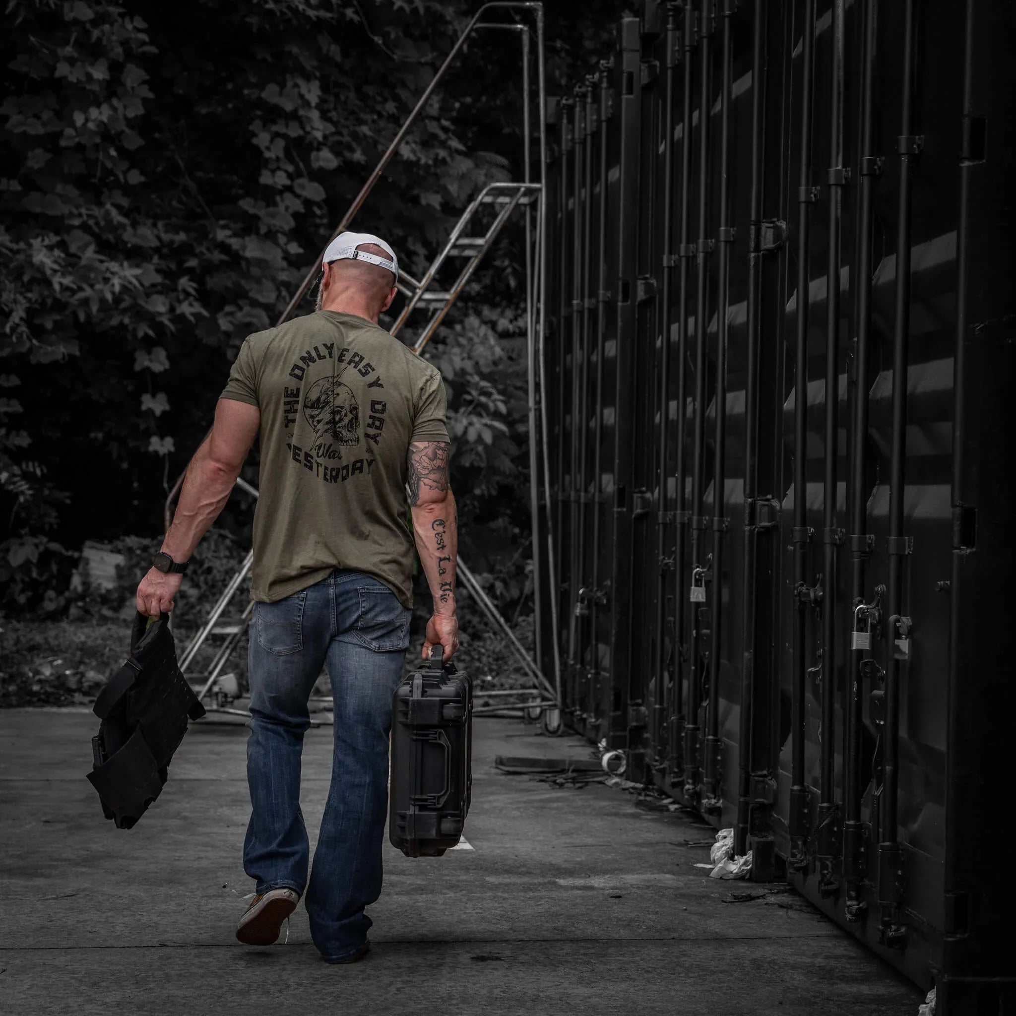 Only Easy Day Was Yesterday Skull Men's T-Shirt - Combat Iron Apparel Co.