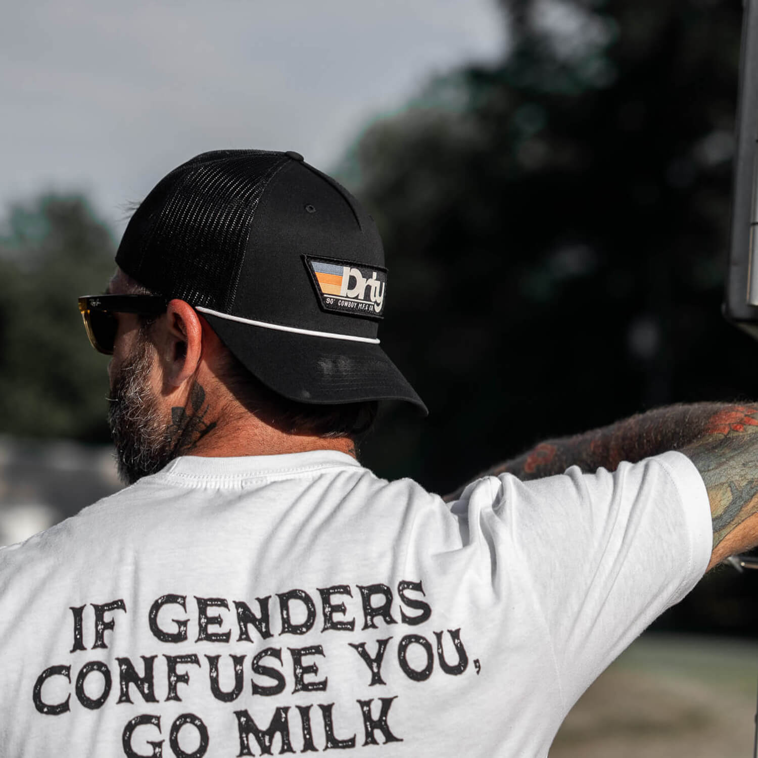 If Genders Confuse You, Go Milk a Bull Men's T-Shirt - Combat Iron Apparel Co.