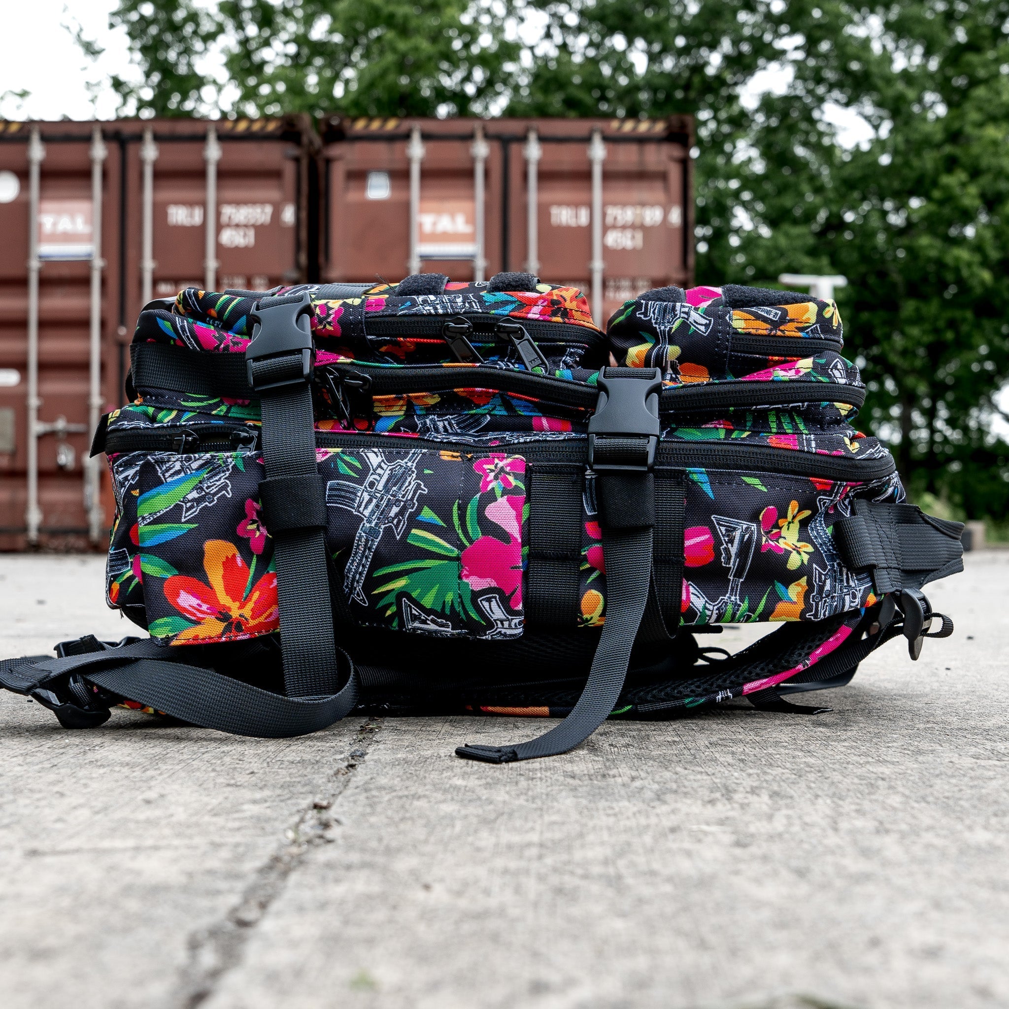25L Sack™ Original All-Day Molle Backpack with Pouch - Combat Iron Apparel Co.