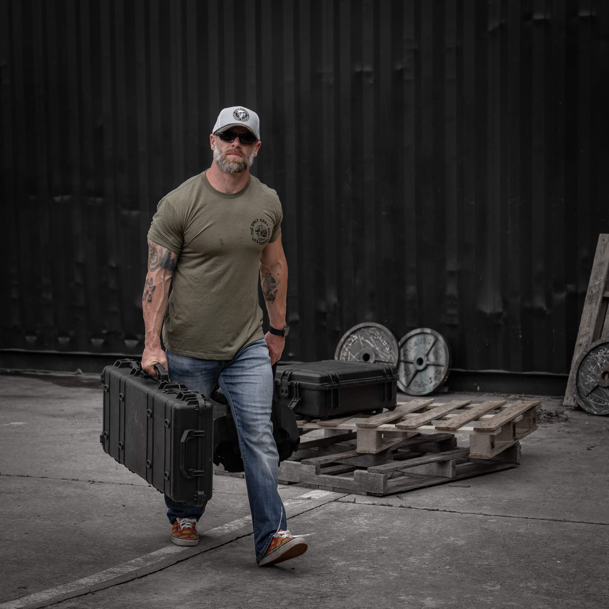 Only Easy Day Was Yesterday Skull Men's T-Shirt - Combat Iron Apparel Co.
