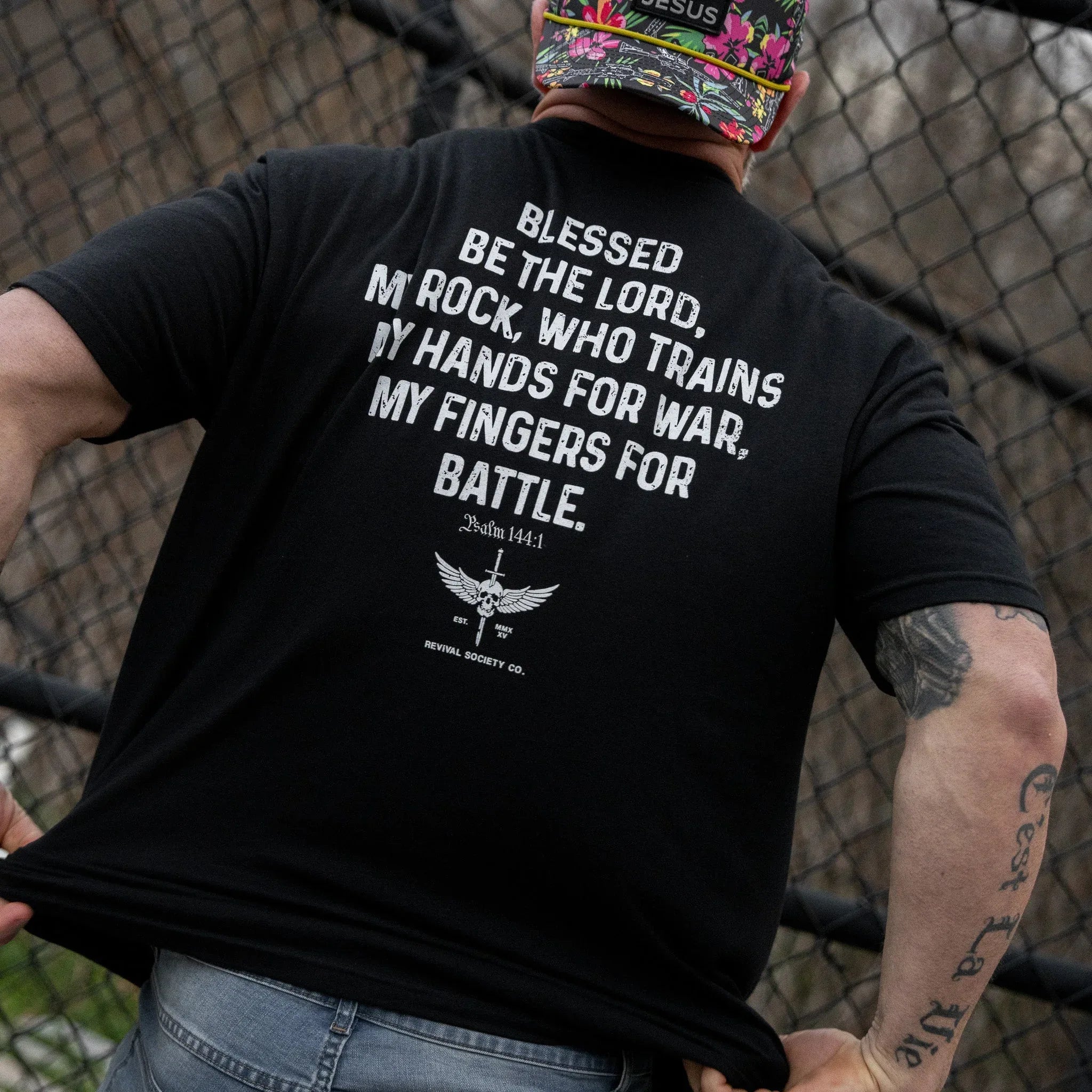 Psalm 144:1 Men's T-Shirt - Combat Iron Apparel Co.