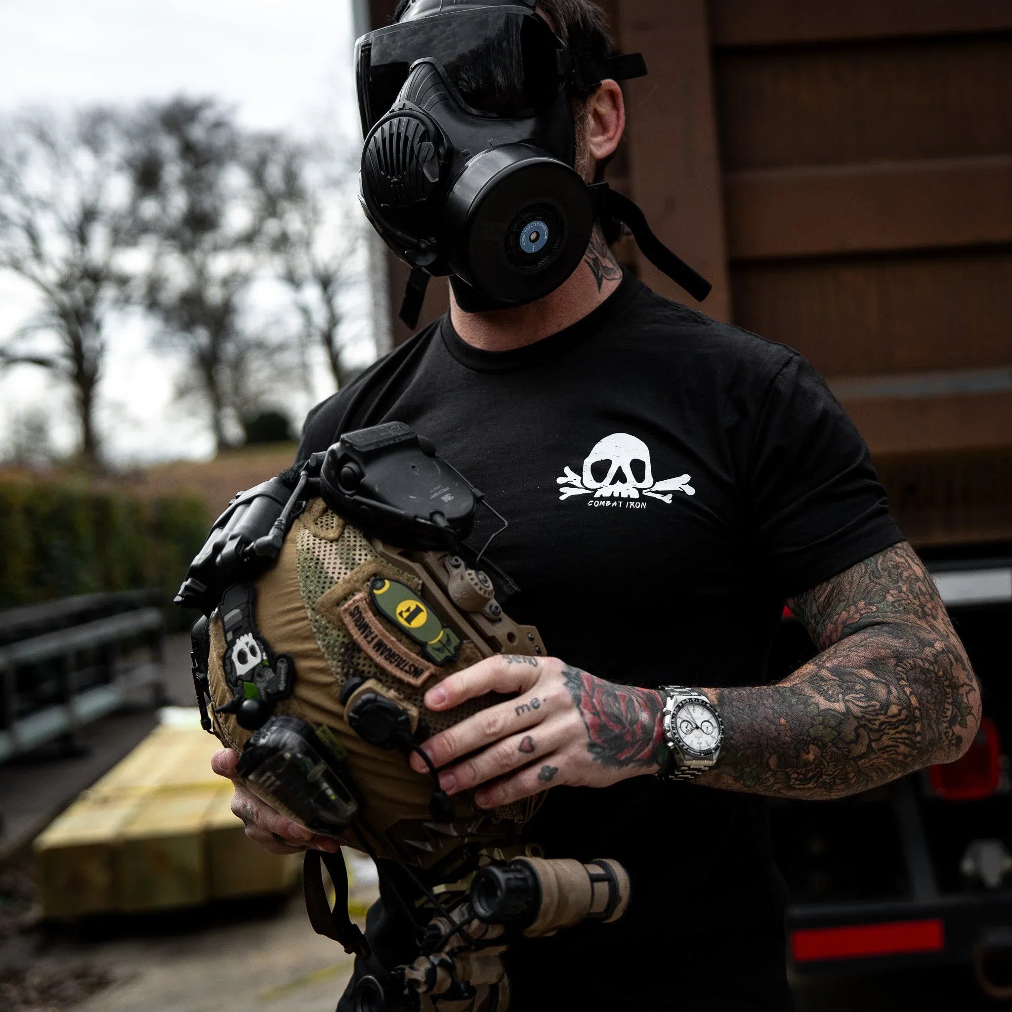 Nobody Is Coming To Save You Skull Men's T-Shirt - Combat Iron Apparel Co.